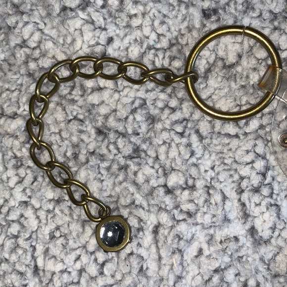 Clear/Metal Stud Medallion Chain Belt - Picture 4 of 5